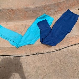 Bundle of two blue Zenana Outfitters leggings